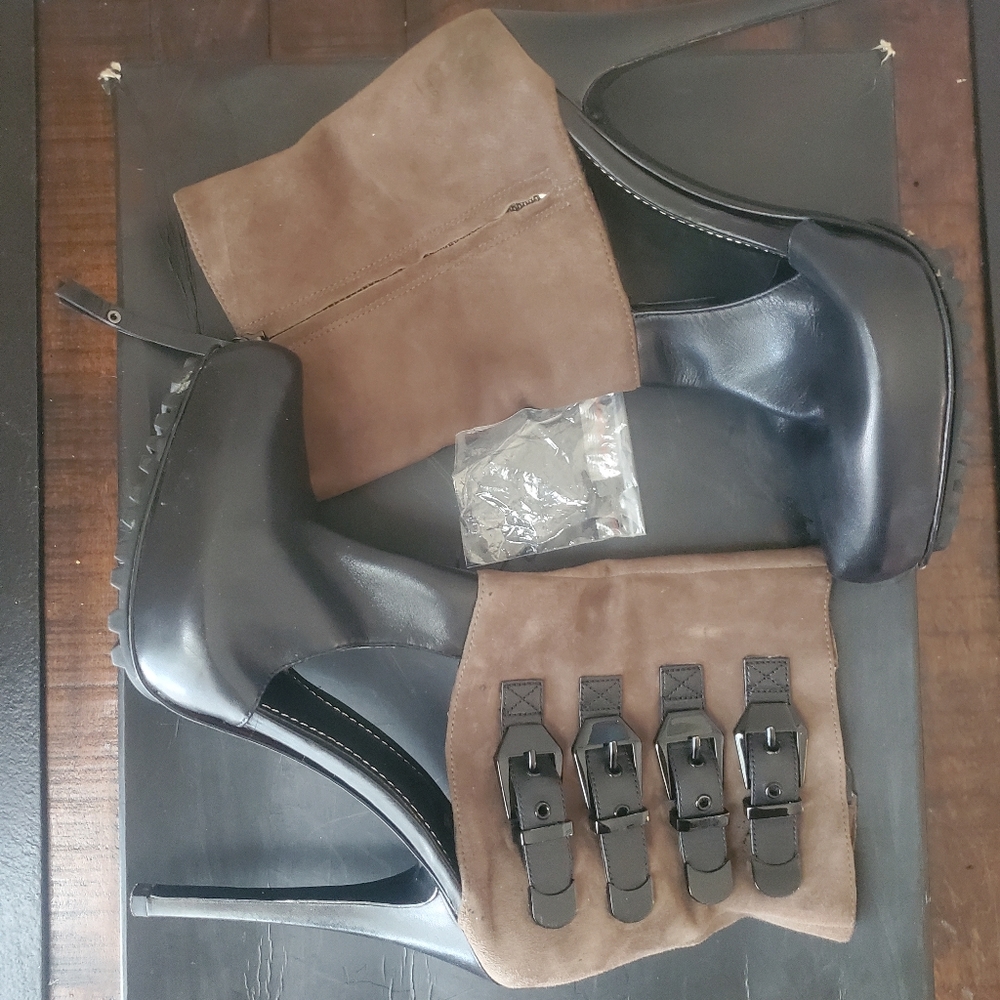 Report ankle boots